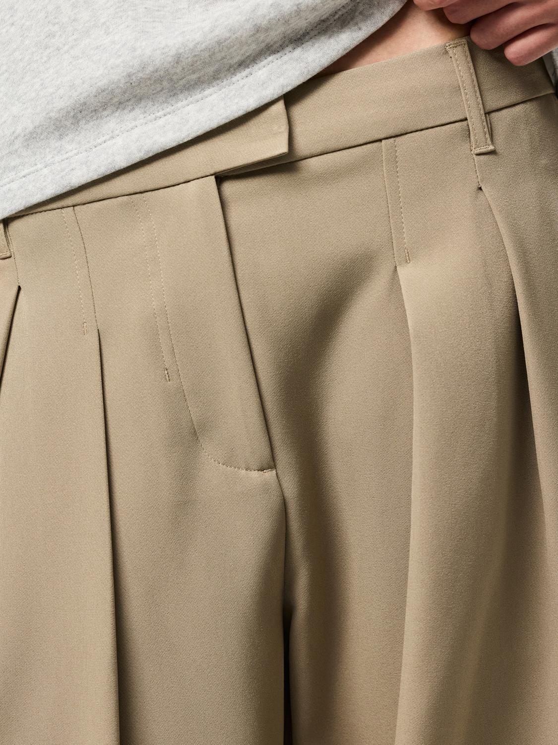 model_shot-detail